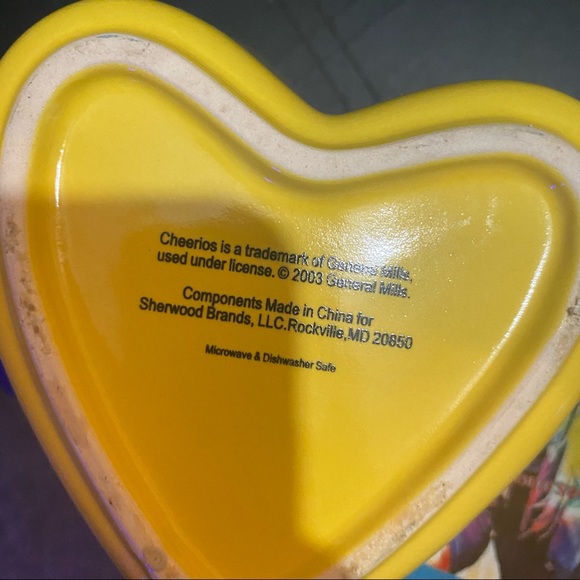 Cheerios Milk Pitcher and Heart Shaped Cereal Bowl - Picture 8 of 8